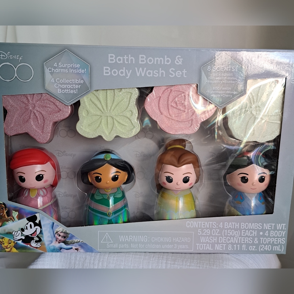 Squishmallows 100 Disney Bath bomb & body wash set.
